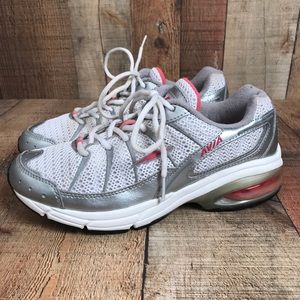 Avia Women’s Size 7